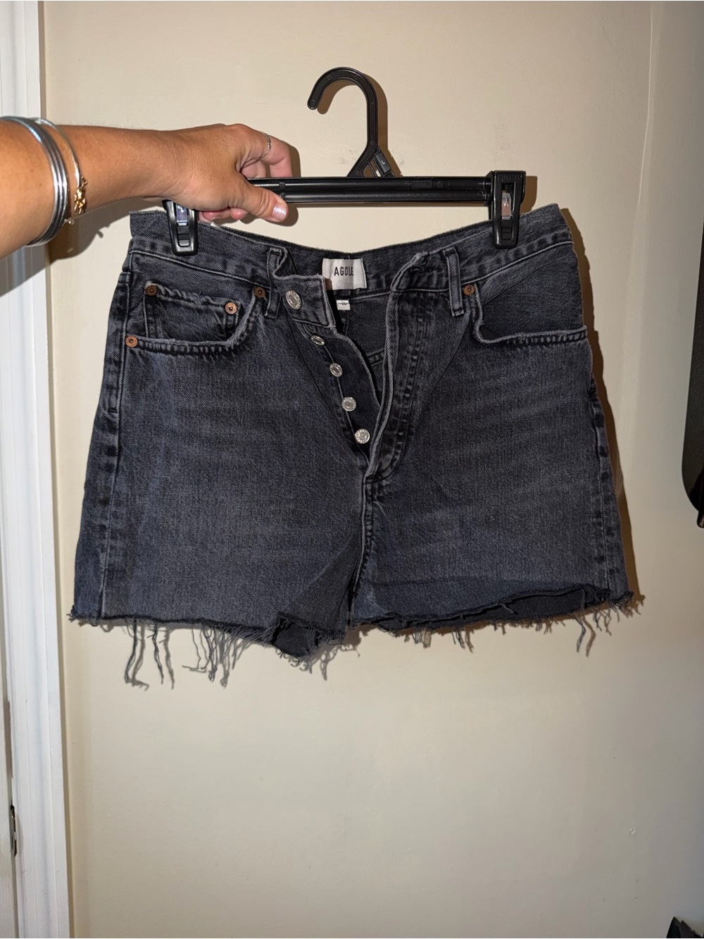AGOLDE Washed Black Denim Cutoff Shorts Size 26 Raw Hem